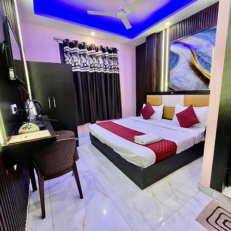 Jupiter Plaza- A Brand Of The Reality Hotel New Delhi Buitenkant foto