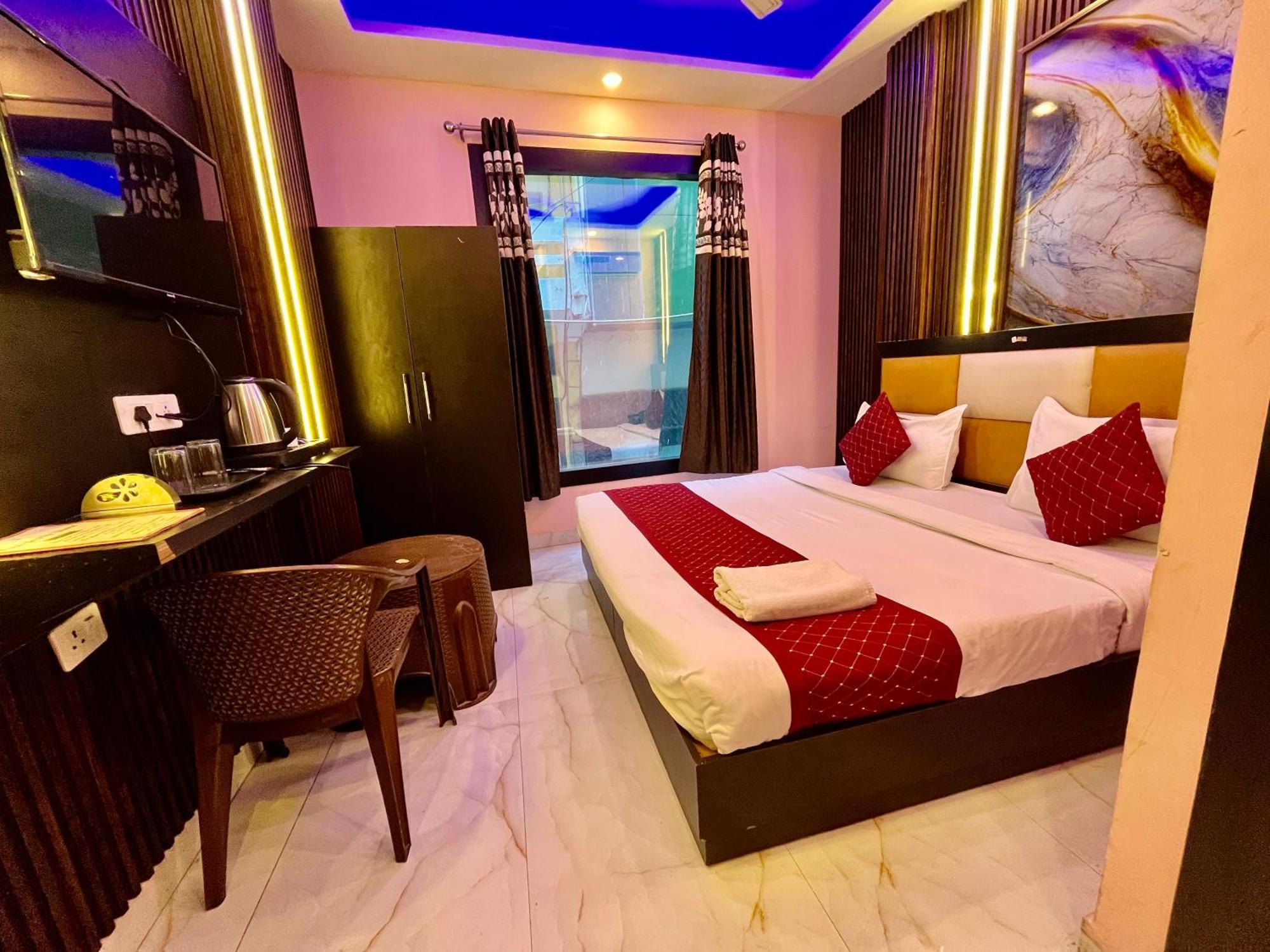 Jupiter Plaza- A Brand Of The Reality Hotel New Delhi Buitenkant foto
